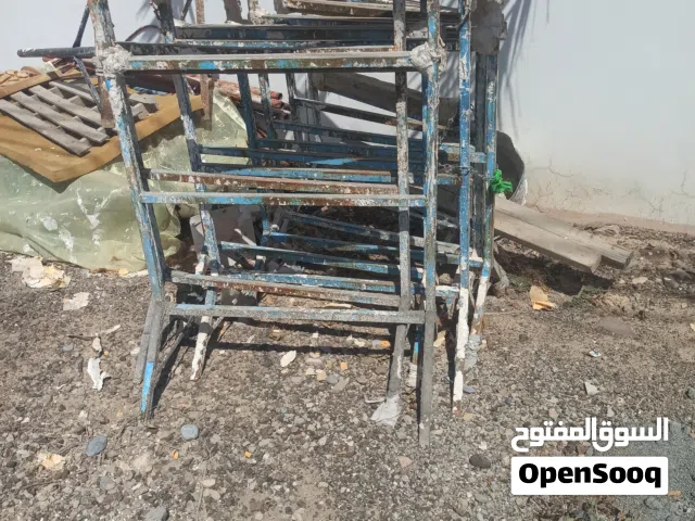 بيع عدات العمل