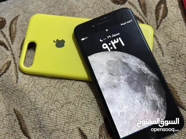 ايفون 8 plus. للبدل على اكس بوكس ون مش مغير فيه اشي بطارية 73 مساحة 64