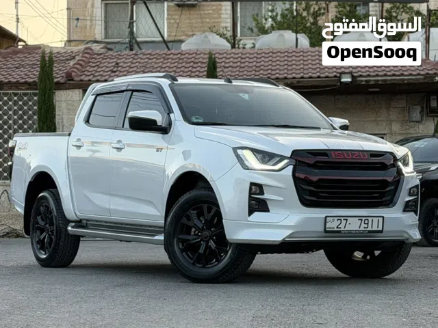 2025 ايسوزو D-ماكس GT