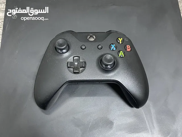 Xbox One X with Controller