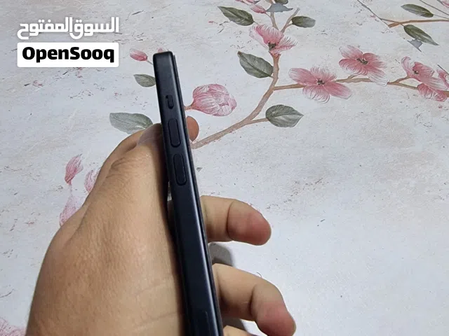 iPhone 15 puls  ايفون 15 بلس