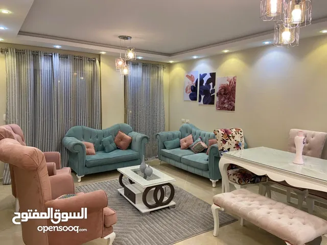 180 m2 3 Bedrooms Apartments for Rent in Giza Sheikh Zayed