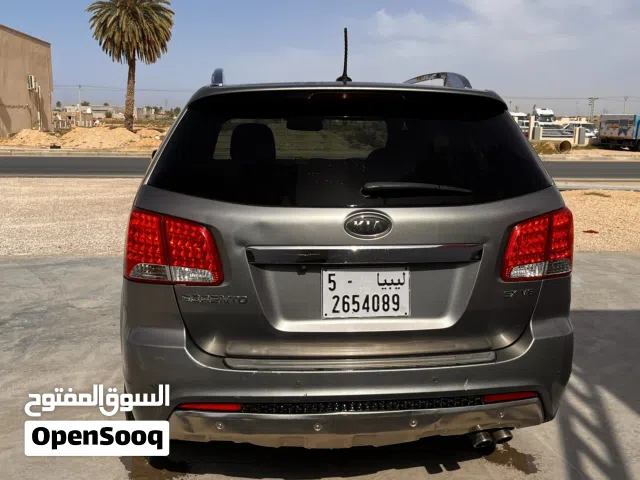 كياءسيرانتو للبيع سياره تبي من يكسب  ربي يبارك