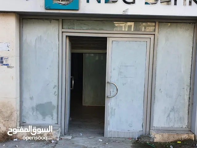 محل تجاري للبيع بموقع مميز – فرصة استثمارية ممتازة دور و ميزانين