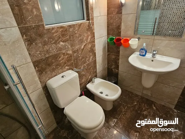 194m2 3 Bedrooms Apartments for Rent in Amman Al Rabiah