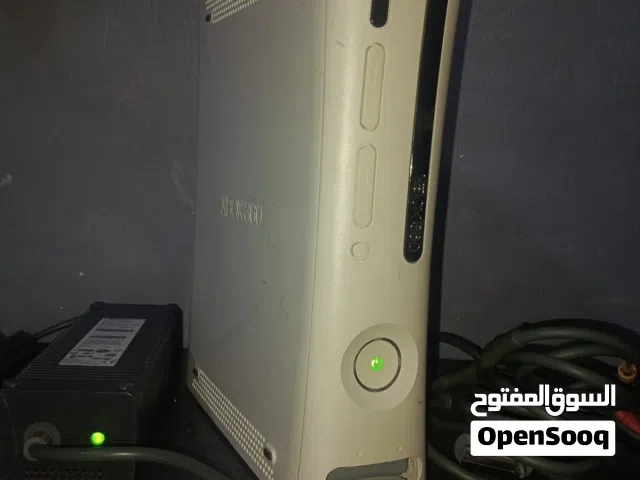 للبيع جهاز اكس بوكس شغال 100% مع سيدي اصلي وحول حك سعرك