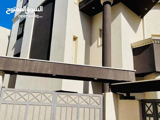 600 m2 5 Bedrooms Villa for Sale in Tripoli Zanatah
