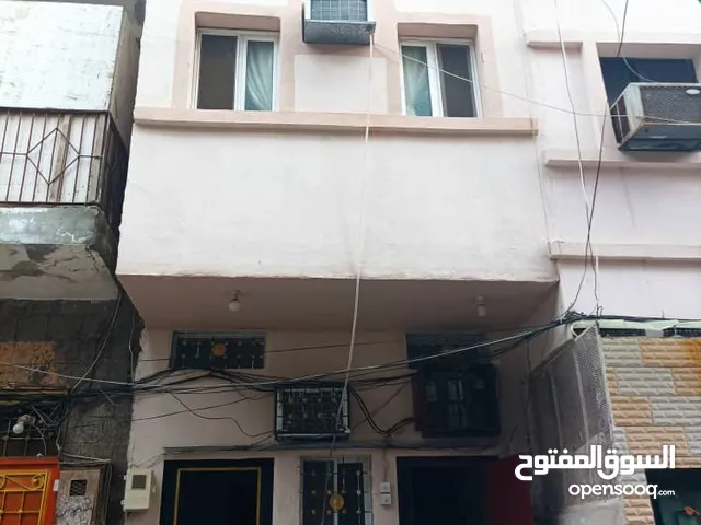 8 m2 More than 6 bedrooms Townhouse for Sale in Aden Crater