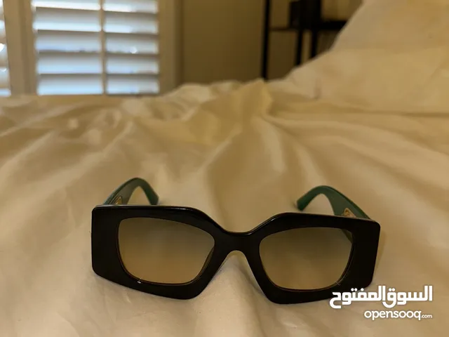 نظارة خضراء