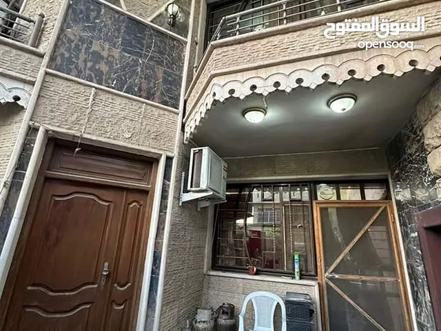 101 m2 4 Bedrooms Townhouse for Sale in Baghdad Saidiya