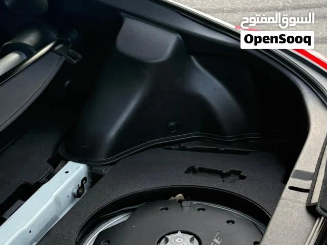 2019 نيسان Z 370