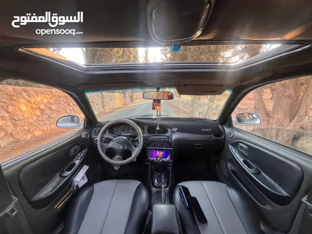 هونداي افانتي 1998