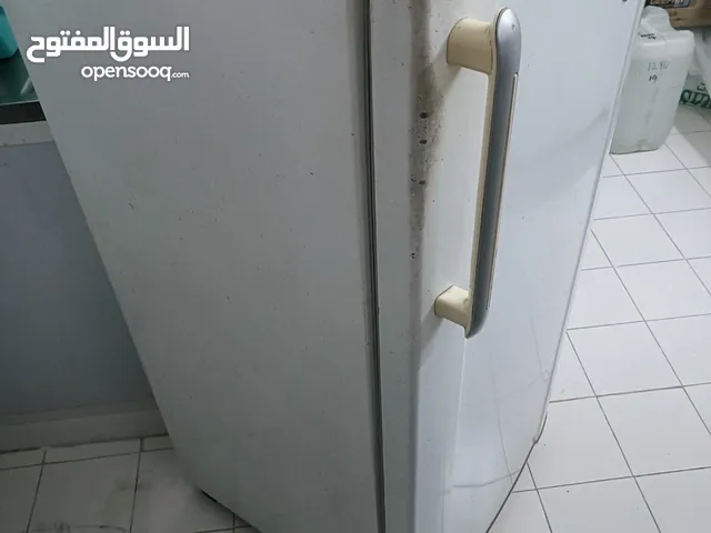 Refrigerator with freezer