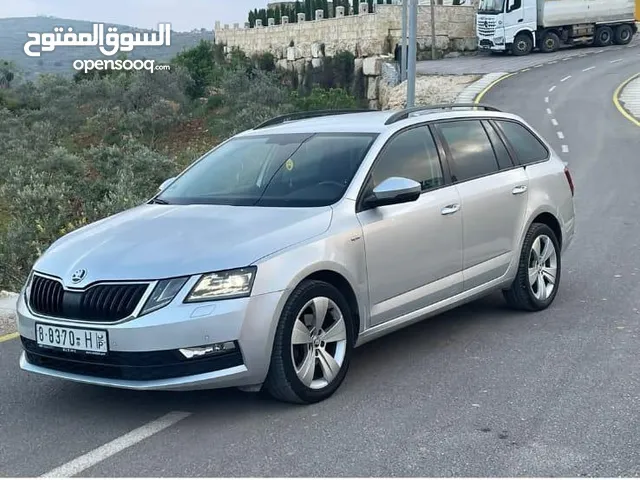 سكودا للبيع كاش ف