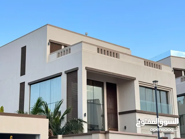 605 m2 5 Bedrooms Villa for Sale in Muscat Muscat Hills