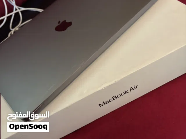 MacBook Air M1 13” M1  8GB  256GB  بحالة ممتازة