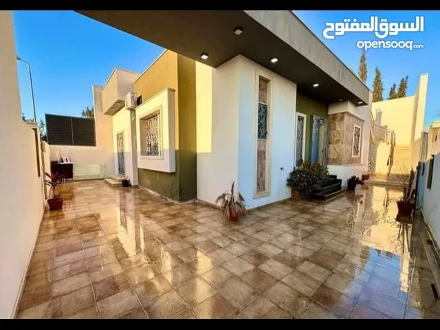 180m2 4 Bedrooms Villa for Sale in Tripoli Ain Zara