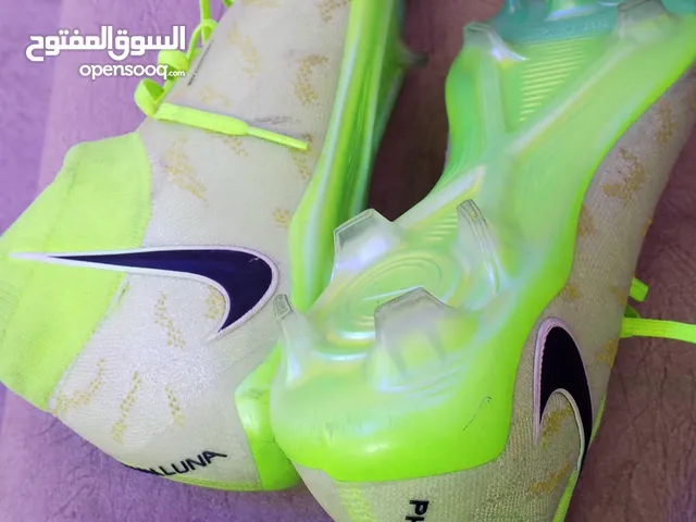 بوت نايك فانتوم جديد مستعمل اسبوع فقط