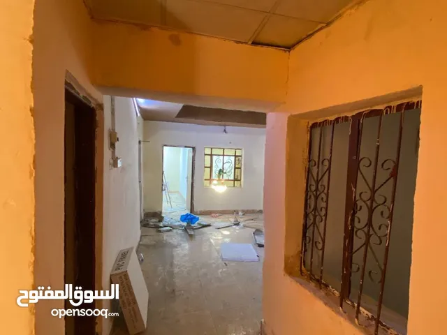 135 m2 3 Bedrooms Townhouse for Rent in Basra As Saymar