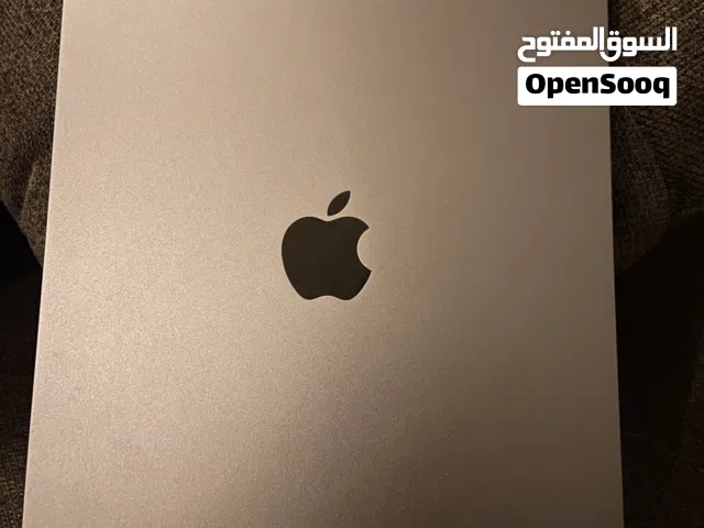 ايباد اير 11 بوصة مستعمل بحالة ممتازة وذاكرة 128 جيجابايت مع الكرتونة