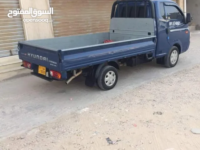 سياره نقل البضائع داخل وخارج طرابلس