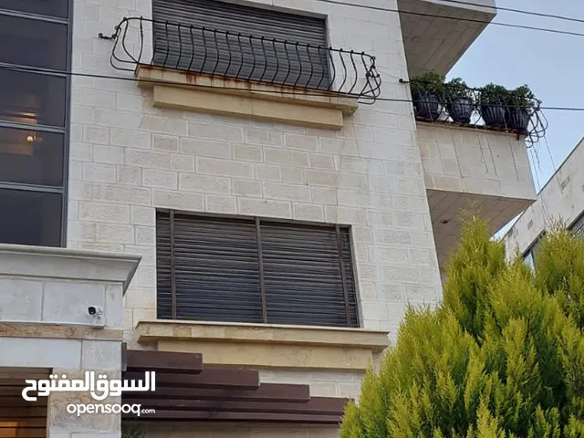 197 m2 3 Bedrooms Apartments for Sale in Amman Al Rabiah