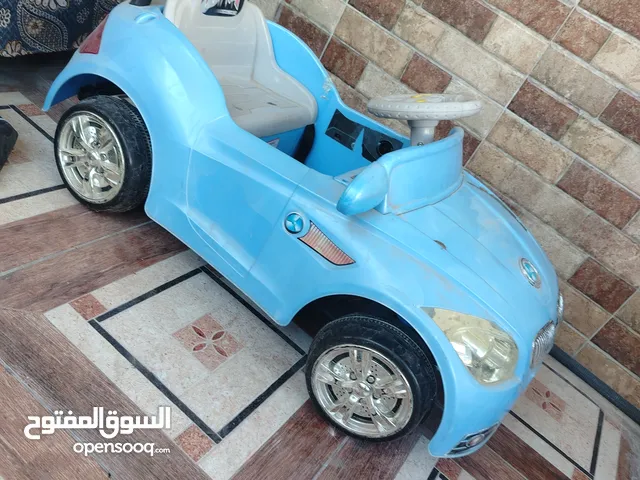 العاب اطفال على الشحن لعمر سبع سنين مع العلم الشاحن ليس موجود