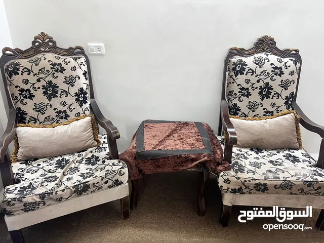 طقم كنب طاولة سفره للبيع