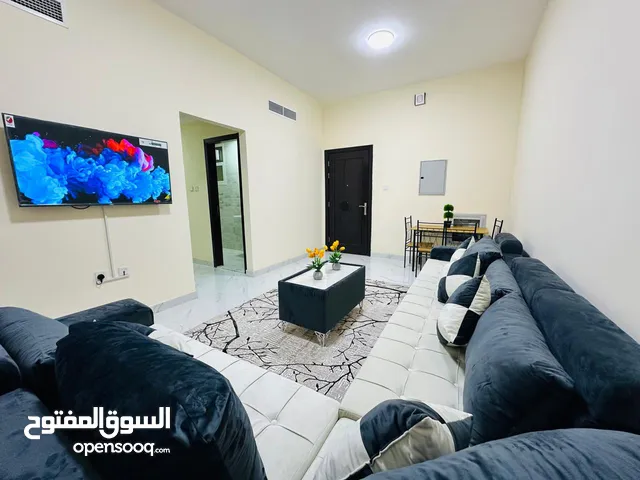 F1/غرفتين وصالة- للايجار الشهري الراشدية- فرش سوبر ديلوكس -شاملة الفواتير والانترنت والصيانة