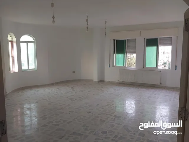 شقة فارغة للإيجار