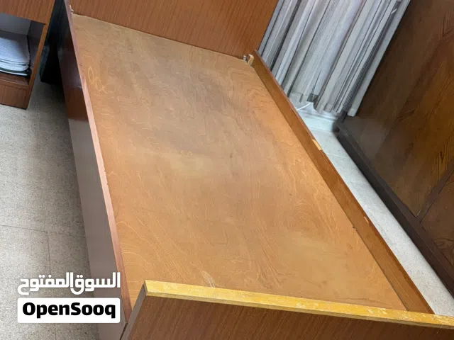 تخت مفرد للببع