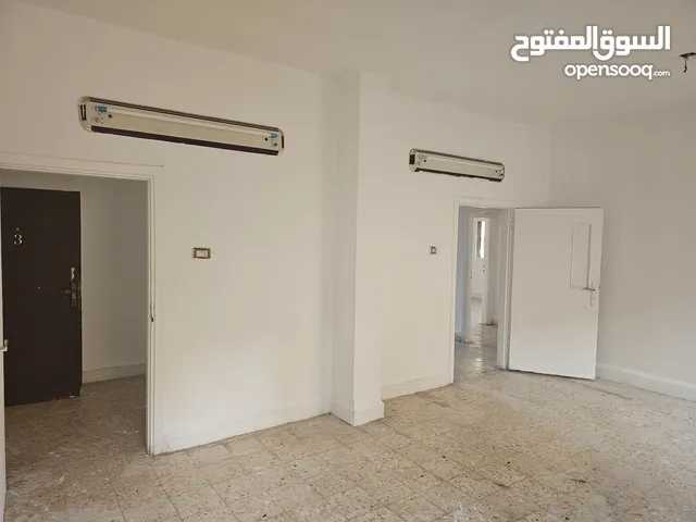 150 m2 3 Bedrooms Apartments for Rent in Zarqa Hay Al Iskan