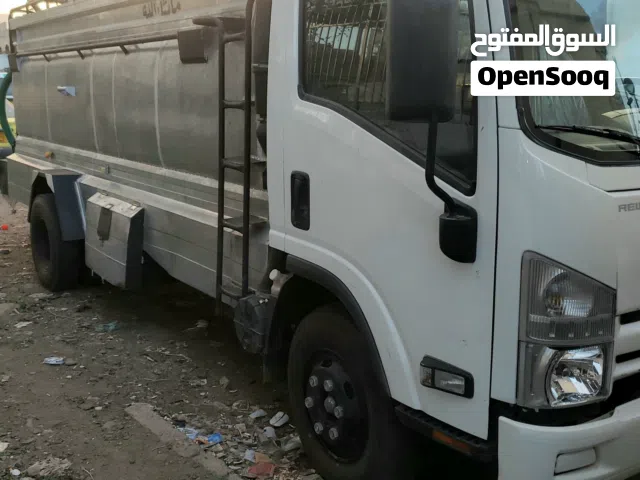 2016 ايسوزو اخرى