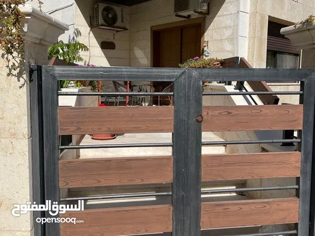 181 m2 4 Bedrooms Apartments for Sale in Amman Um El Summaq