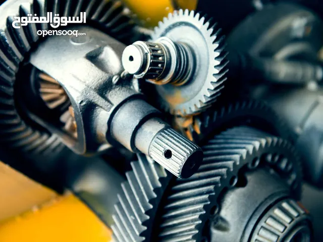 نقوم باستيراد الماكينات والمعدات الصناعية