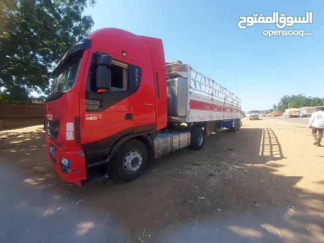شاحنة للبيع