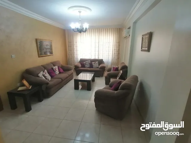شقة للبيع طابق ثالث