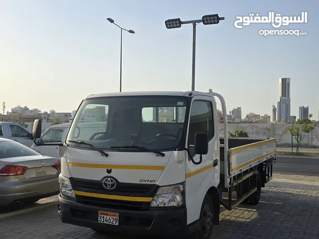 للبيع تويوتا Dyna بحالة ممتازة جداً جاهزة للأستعمال