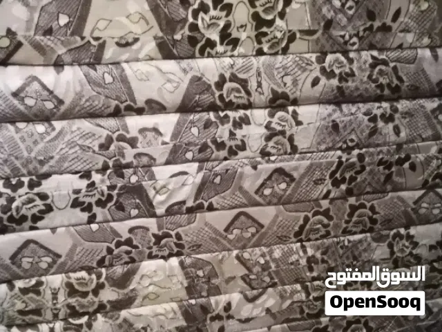 فراشات كاتفه اخر طروف العدد 12 فرصة بسعر حرررق 60 دينار فقط سعر تخفيض بدلا من 65دينار