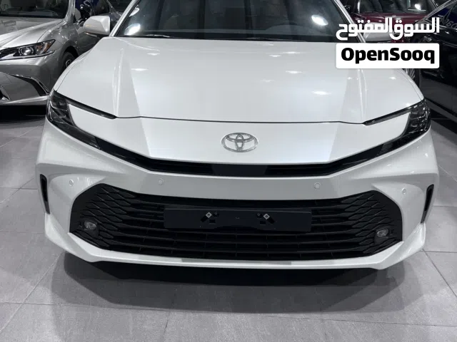 تويوتا كامري موديل 2025