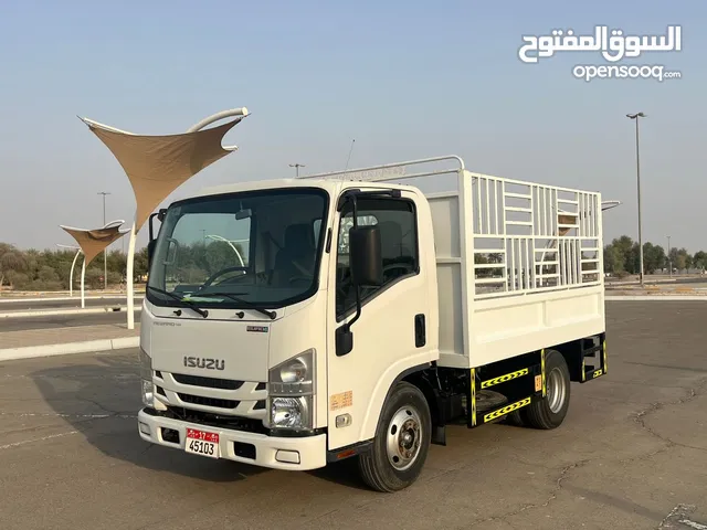 ايسوزو بيك اب