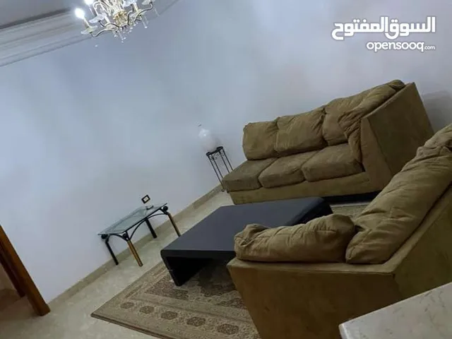 500 m2 4 Bedrooms Townhouse for Rent in Tripoli Al-Serraj