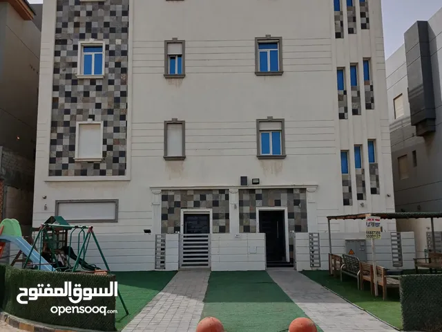 شاليه صف اول على الخور مباشر (((للعوائل فقط))) قريب من مول الخيران