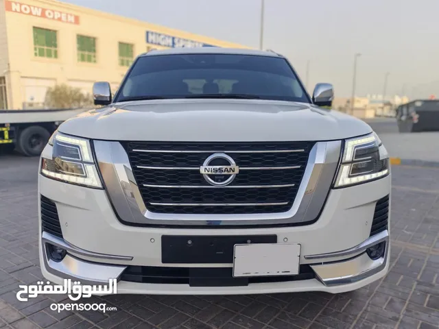 لايفوتك نيسان باترول بلاتينيوم V8 بحالة الوكالة ومحركات وكالة