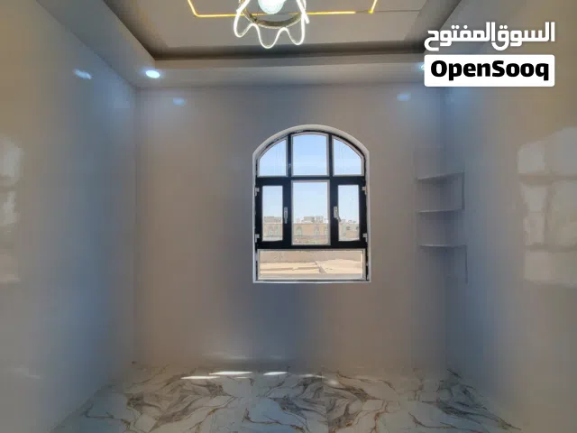 *الســعـــــر* عرض مغري 45 مليون ريال يمني وسعر خاص للمشتري الحقيقي *البــنـــــــاء*ثلاثه ادوار