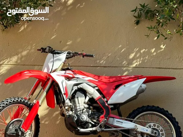 Honda CRF450R 2018 in Al Dakhiliya