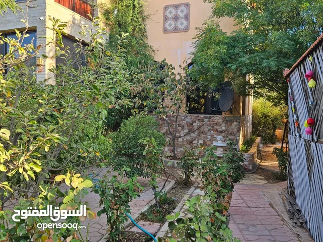 450 m2 5 Bedrooms Townhouse for Sale in Amman Other