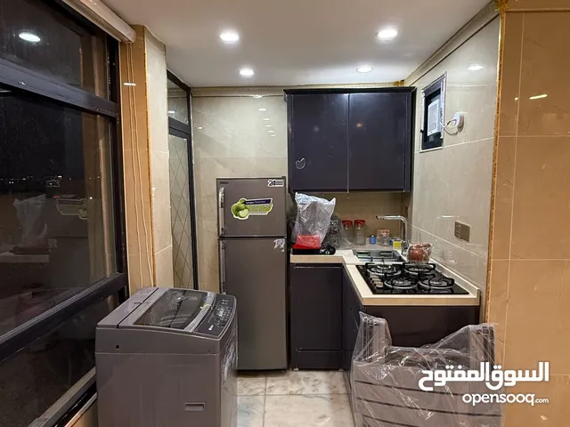شق مفروشهVIP جديده تقع شارع فلسطين