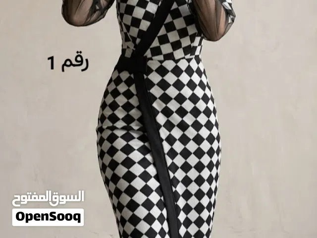 فساتين للبيع