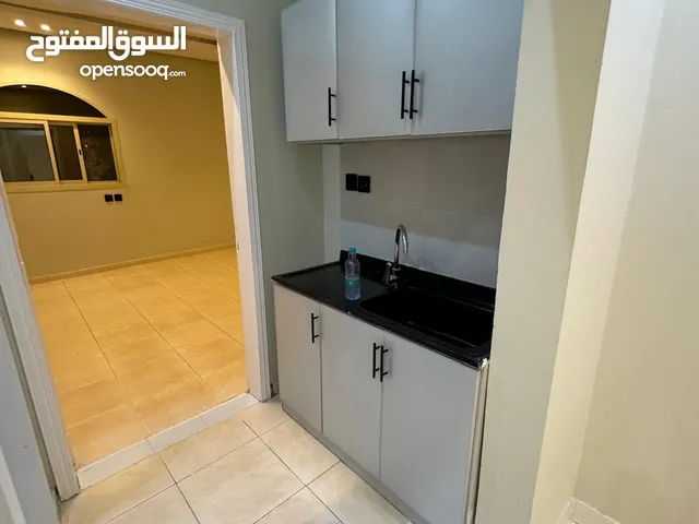 80 m2 1 Bedroom Apartments for Rent in Al Riyadh Al Yarmuk